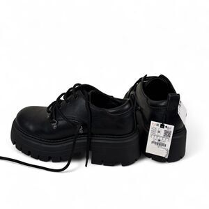 Zara Men's Black Oxfords